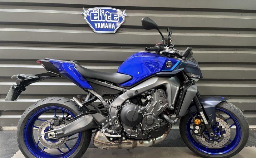 YAMAHA MT-09 0