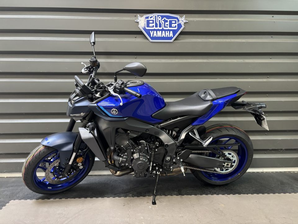 YAMAHA MT-09 2