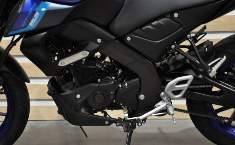 YAMAHA MT-125 8