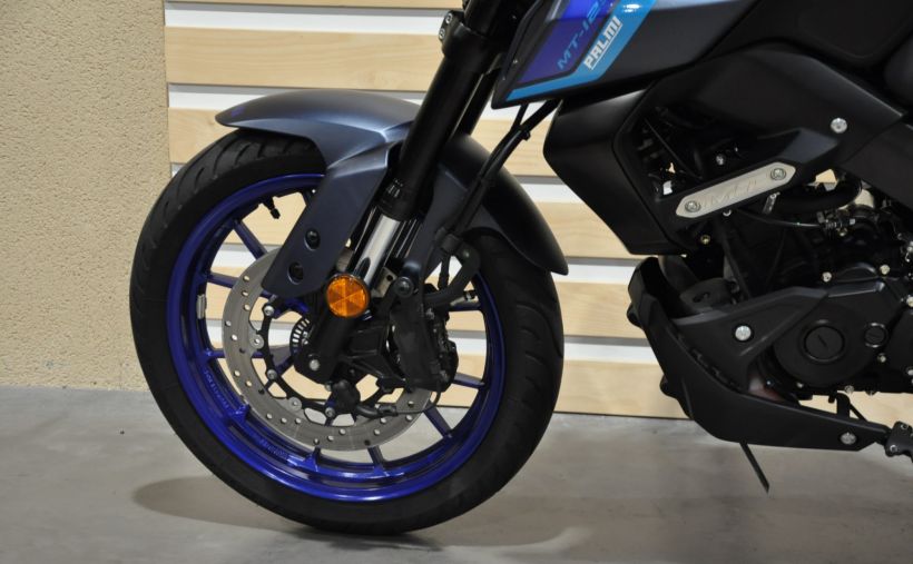 YAMAHA MT-125 10