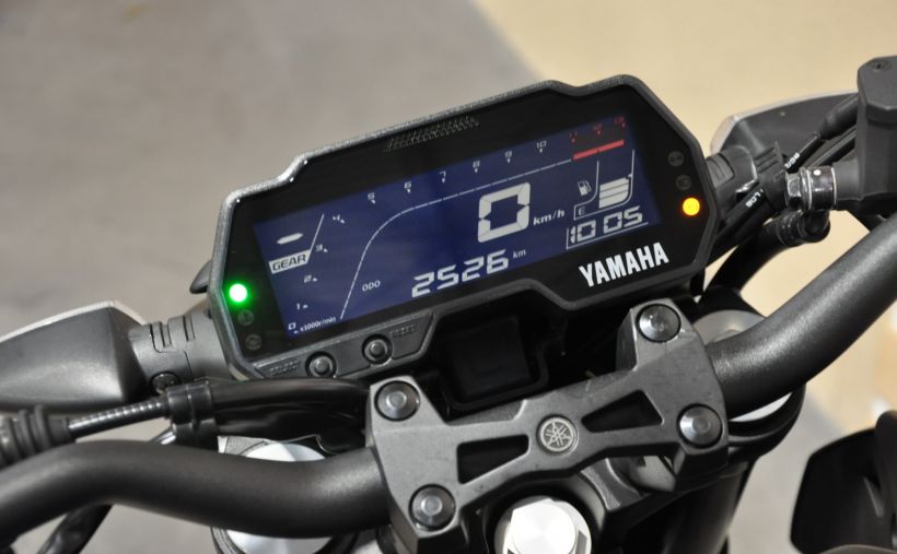 YAMAHA MT-125 15