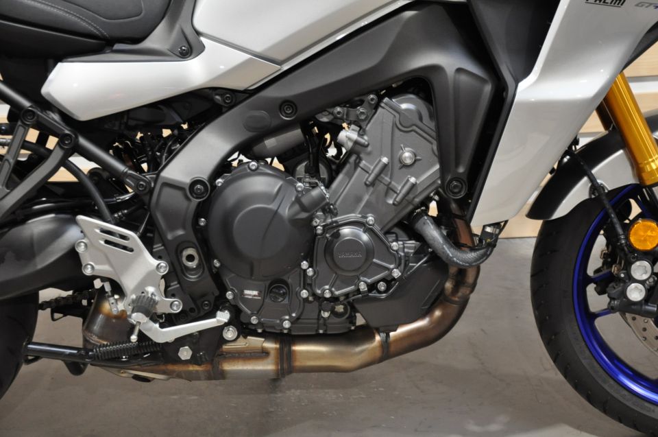 YAMAHA TRACER 9 GT + 5