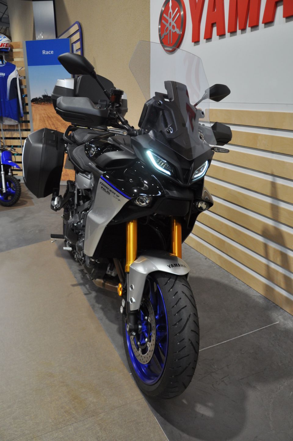 YAMAHA TRACER 9 GT + 8
