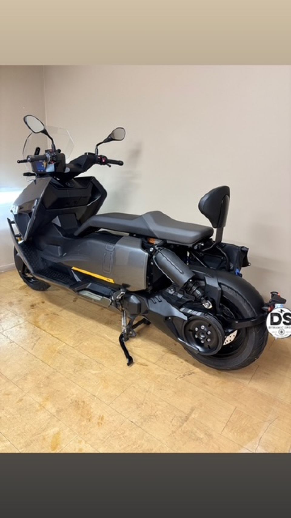 BMW CE 04 AVANTGARDE 3