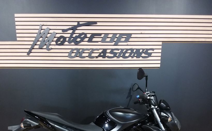 SUZUKI GLADIUS 650 0