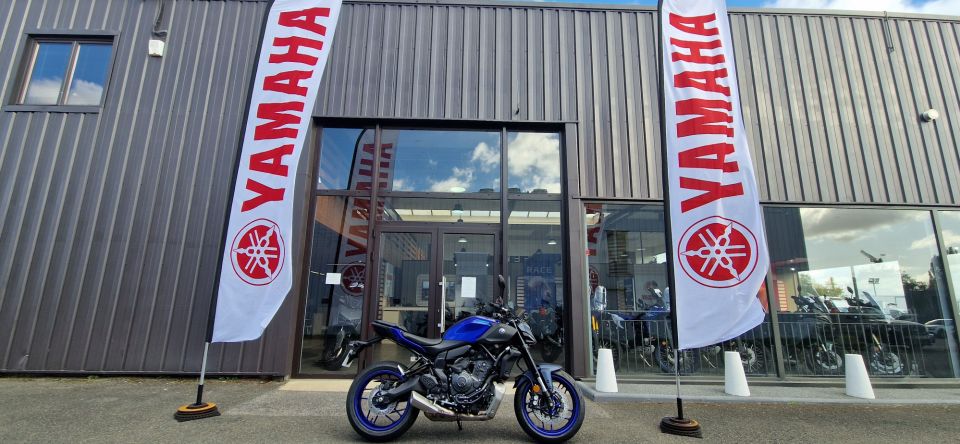 YAMAHA MT-07 (47.5CV) 3