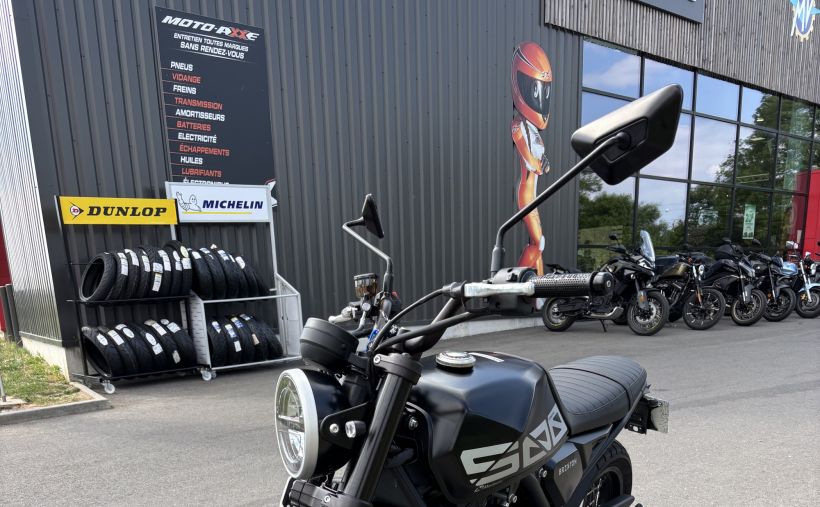 BRIXTON MOTORCYCLES CROSSFIRE 500 X 4