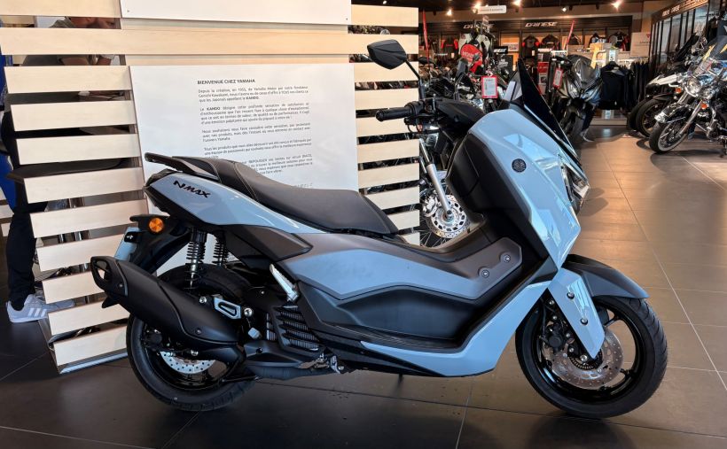 YAMAHA NMAX 125 TECH MAX 1