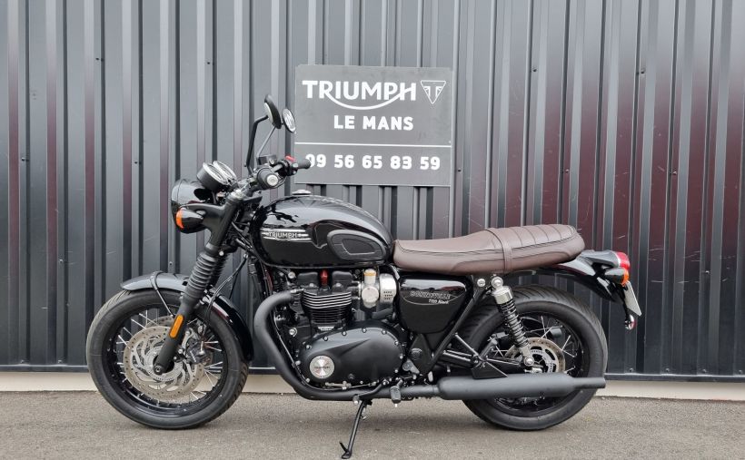TRIUMPH Bonneville T120 Black 3