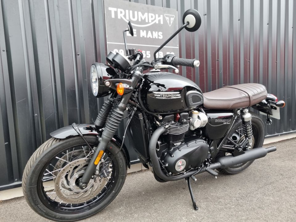 TRIUMPH Bonneville T120 Black 25
