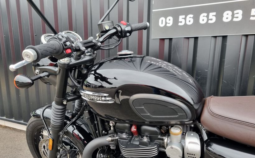TRIUMPH Bonneville T120 Black 6