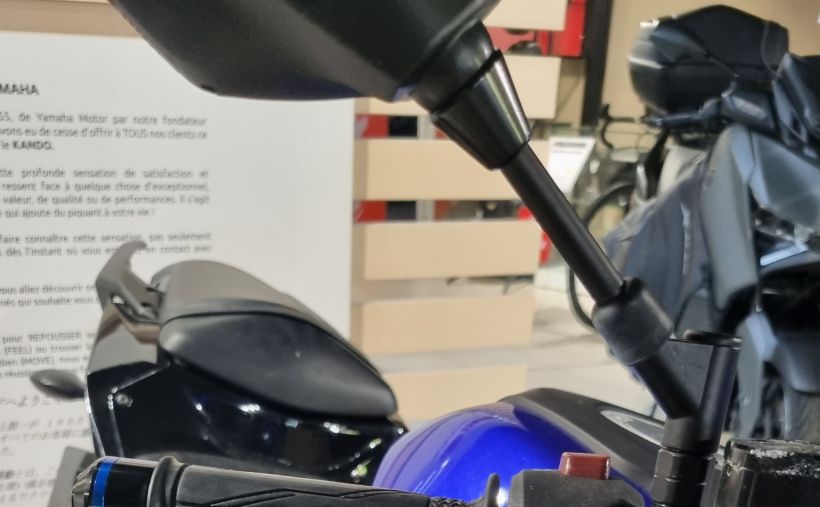 YAMAHA MT-03 3