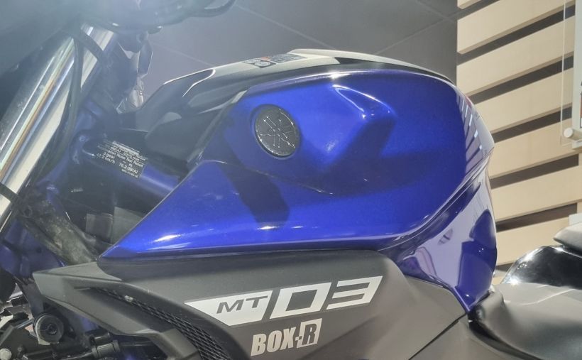 YAMAHA MT-03 4
