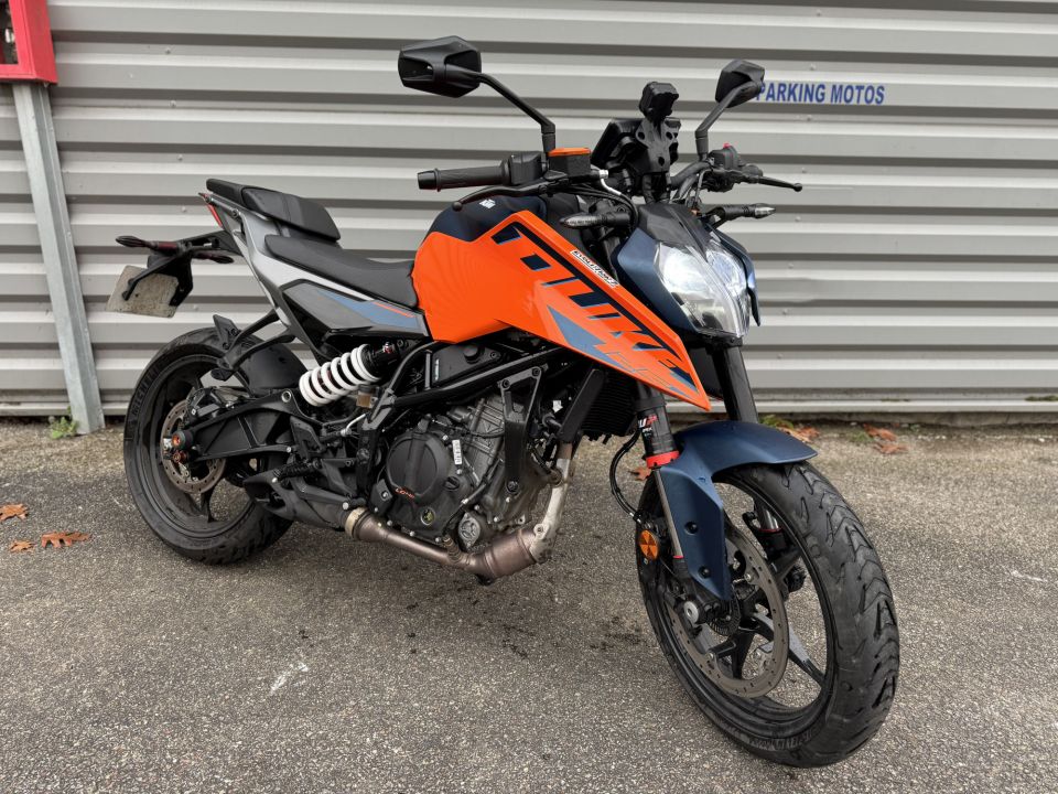 KTM 125 DUKE ABS 0