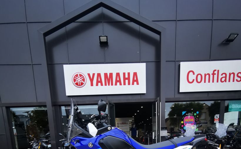 YAMAHA XTZ TENERE 700 1