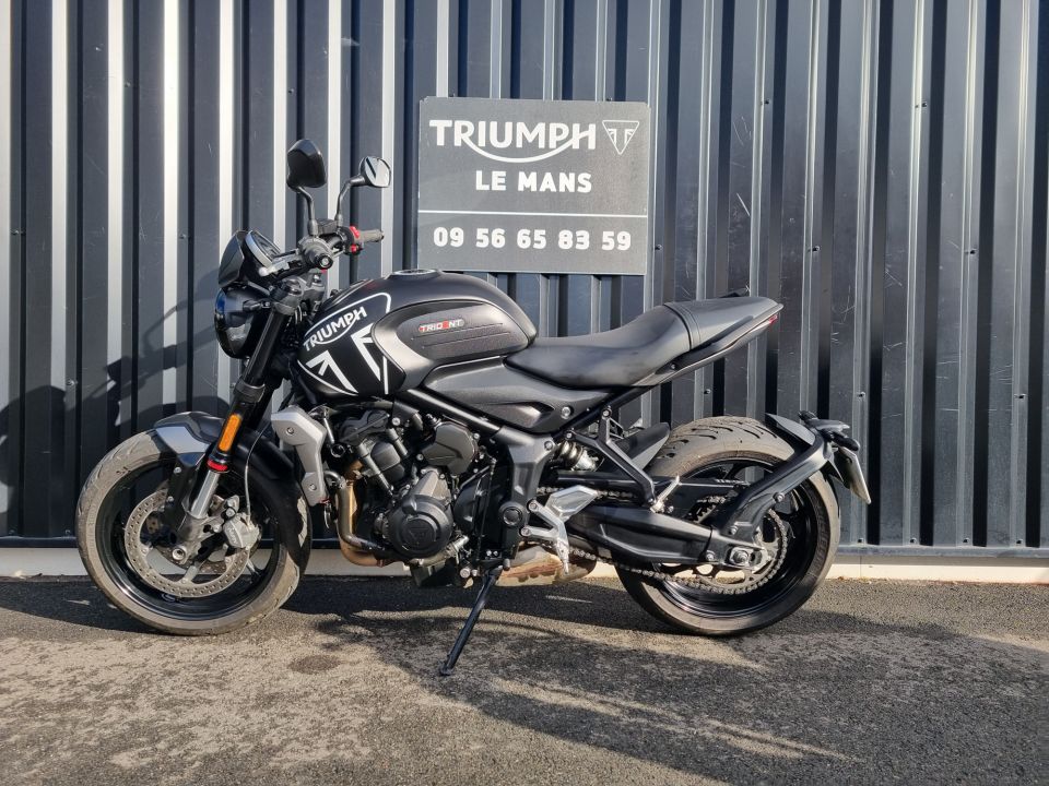 TRIUMPH TRIDENT 660 15