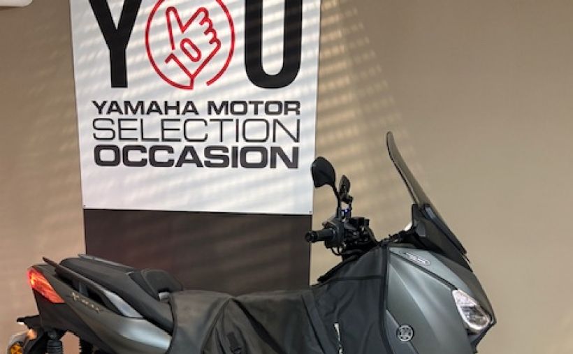 YAMAHA XMAX 300 Tech Max 0