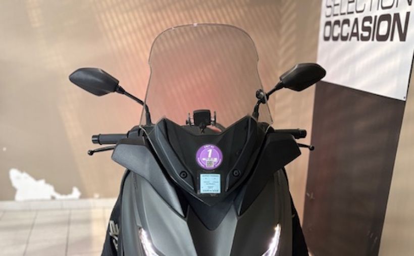 YAMAHA XMAX 300 Tech Max 2