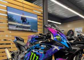 YAMAHA R9 - 2025