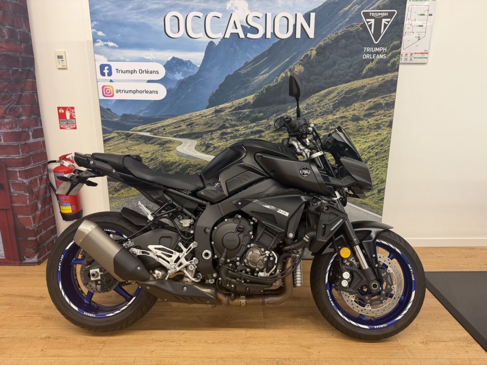 YAMAHA MT-10 0