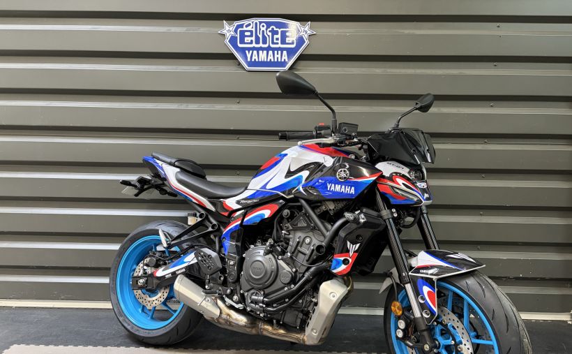 YAMAHA MT-07 1