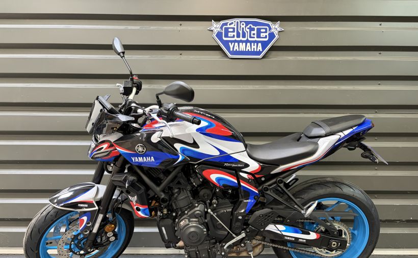 YAMAHA MT-07 2