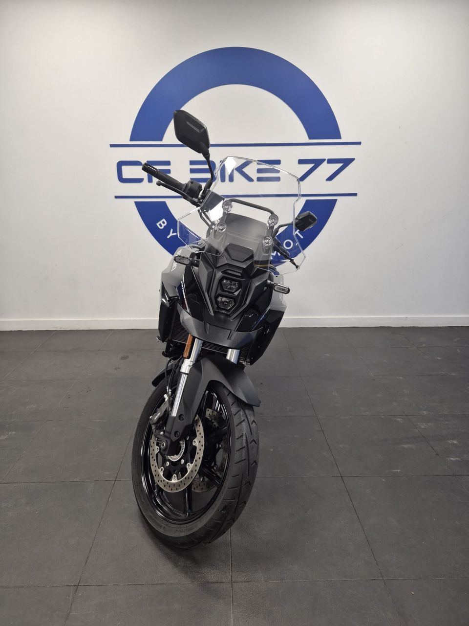 SUZUKI V-STROM 800SE 1