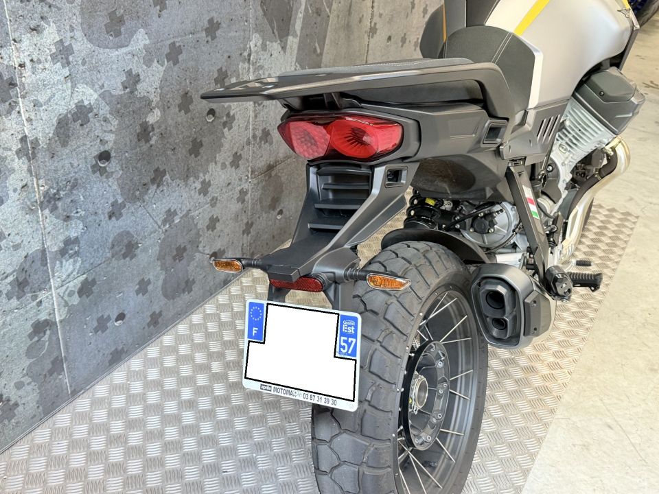 MOTO GUZZI STELVIO 18