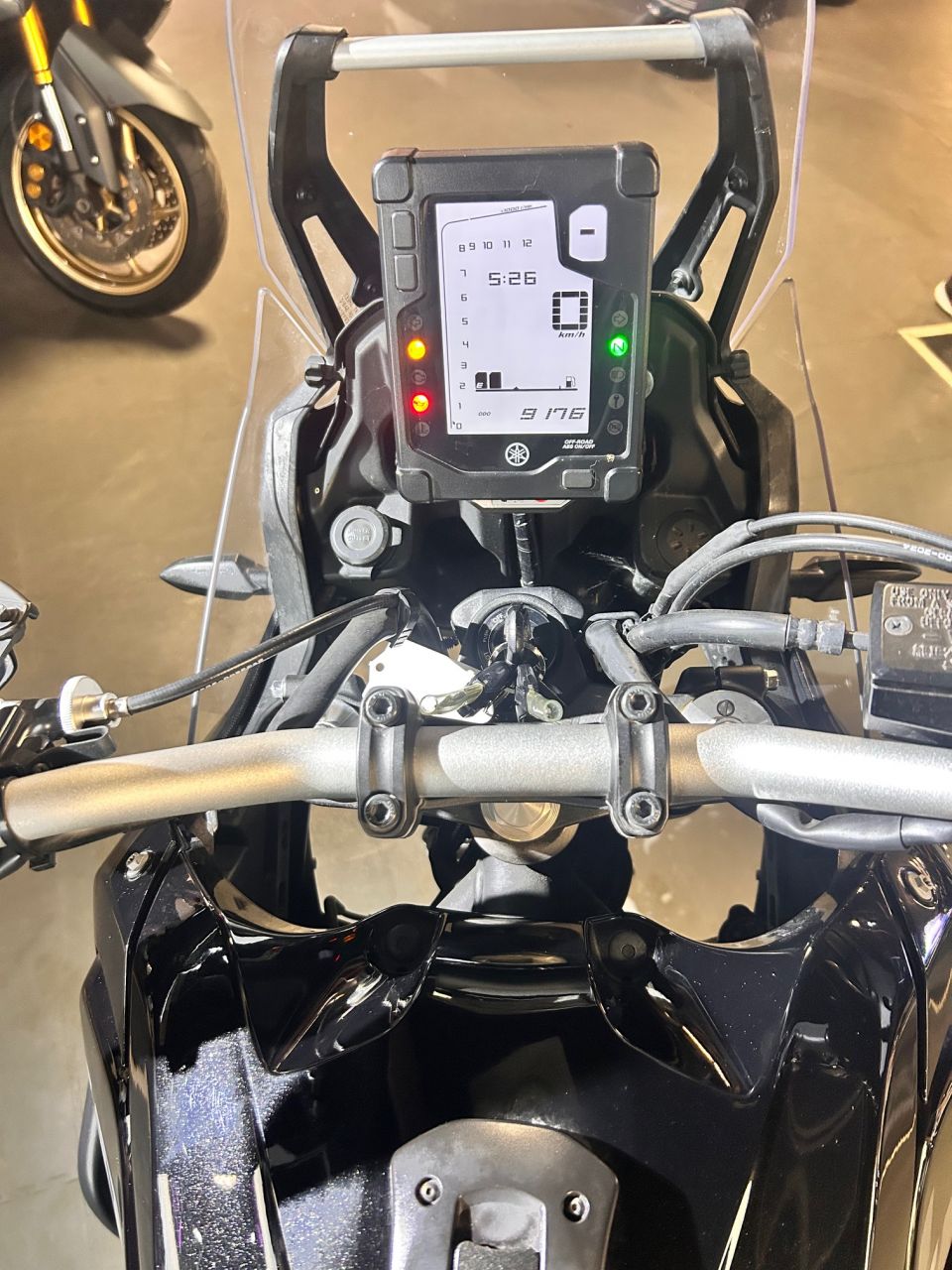 YAMAHA XTZ TENERE 700 2