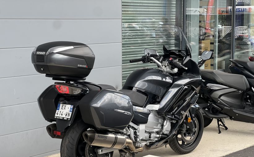 YAMAHA FJR 1300 AE 2