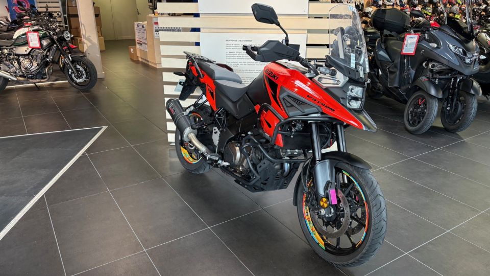 SUZUKI DL V-STROM 1050 0
