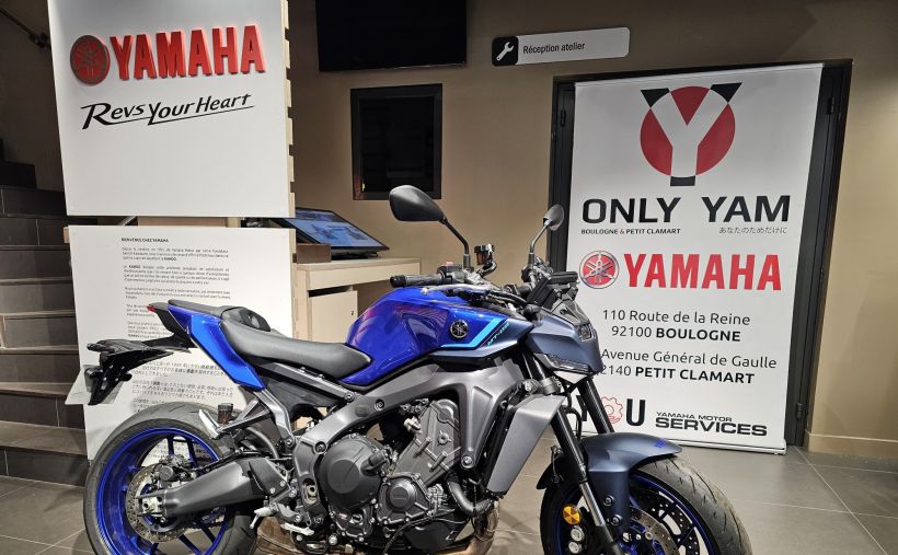YAMAHA MT-09 0