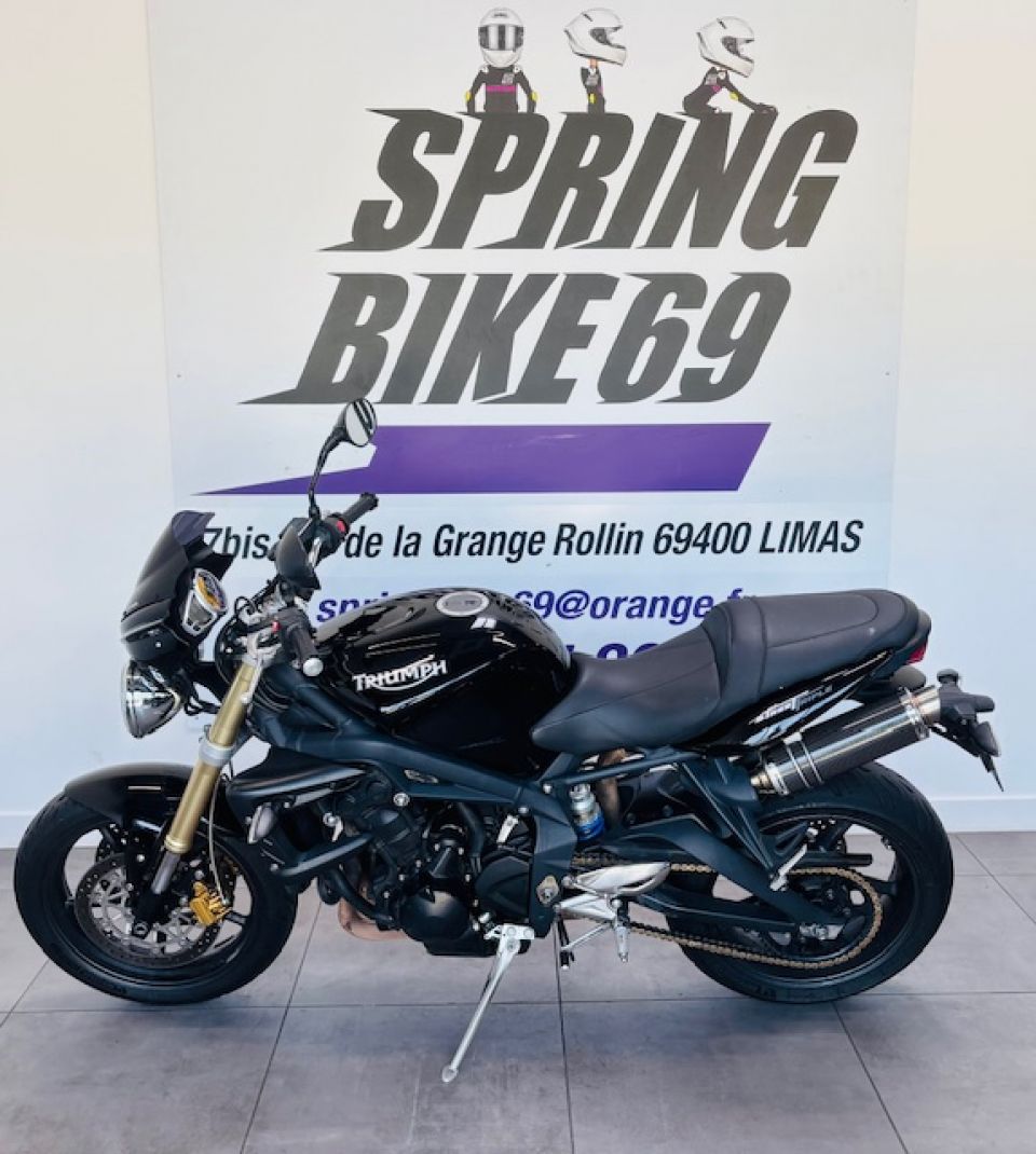 TRIUMPH STREET TRIPLE 675 0