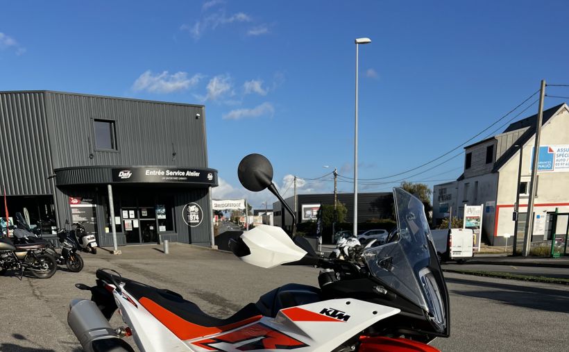 KTM 890 ADVENTURE R 0