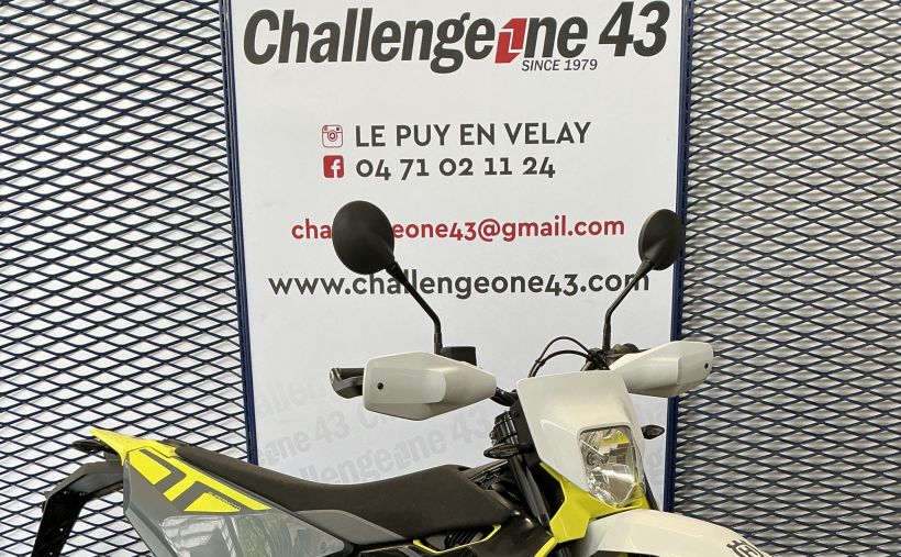 HUSQVARNA 701 SUPERMOTO 6