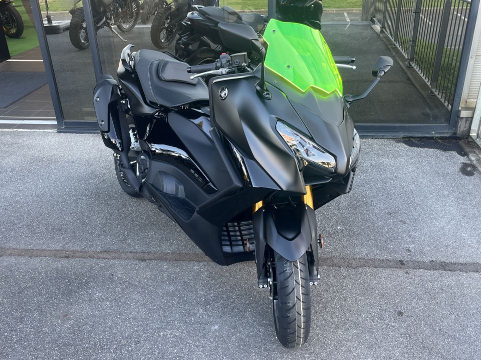 YAMAHA XP T-MAX 560 TECH MAX 2