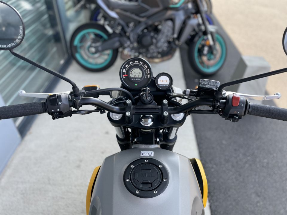 ROYAL ENFIELD SCRAM 411 6