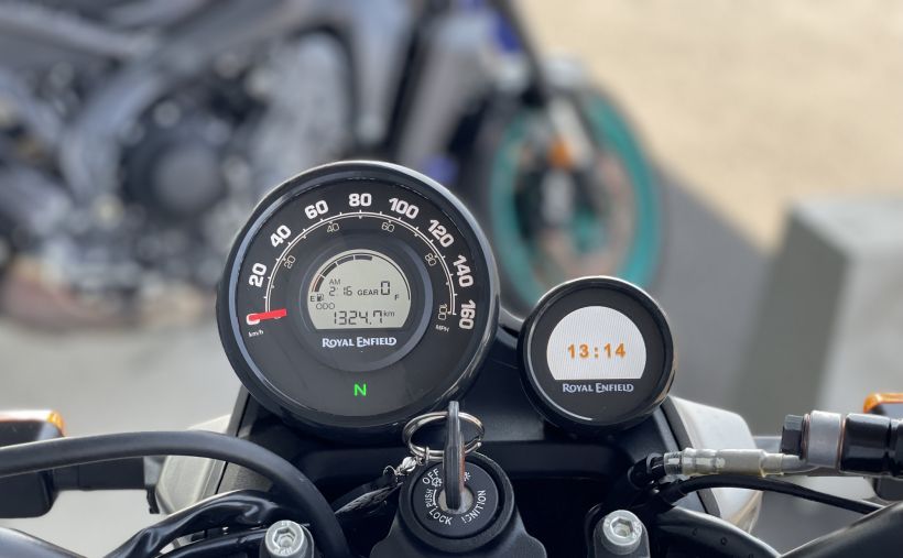 ROYAL ENFIELD SCRAM 411 7