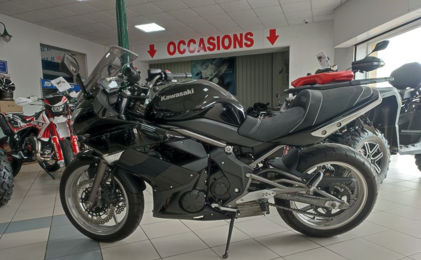 KAWASAKI ER-6 1