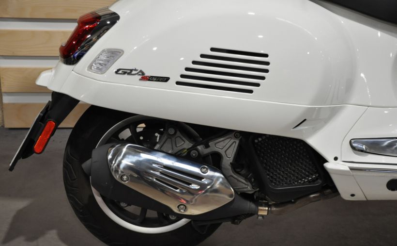 PIAGGIO VESPA 125 GTS 1