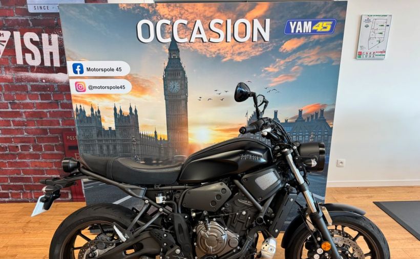 YAMAHA XSR 700 0