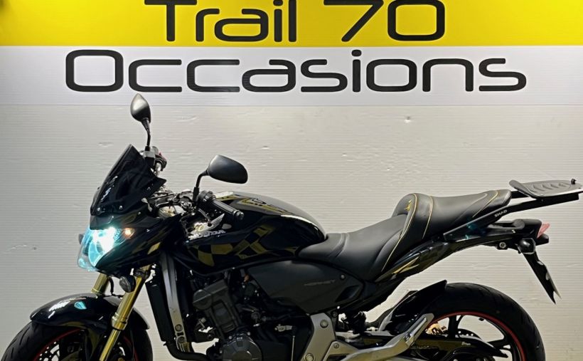 HONDA CB 600 F HORNET 6