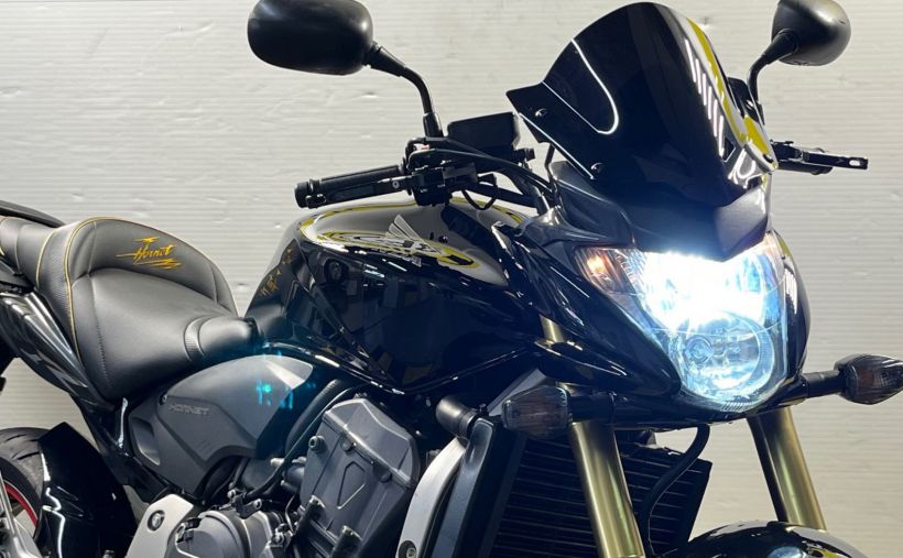 HONDA CB 600 F HORNET 12