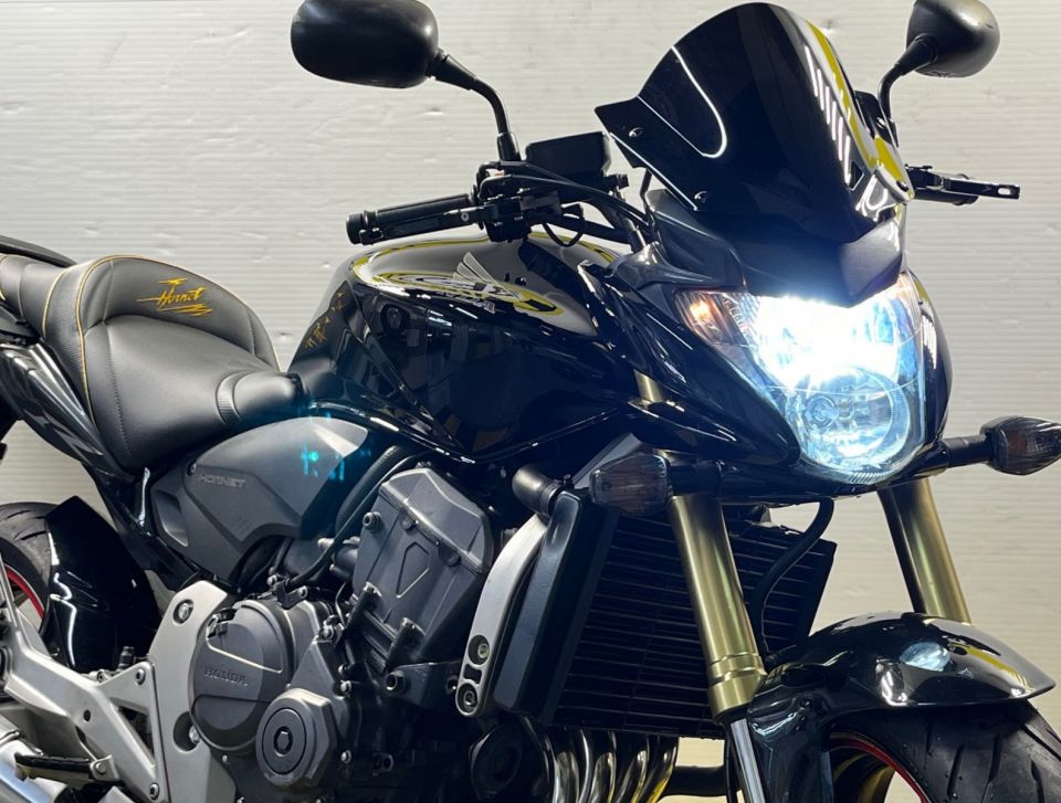 HONDA CB 600 F HORNET 12