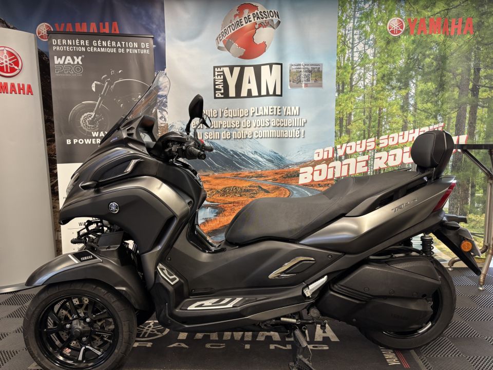 YAMAHA TRICITY 300 5