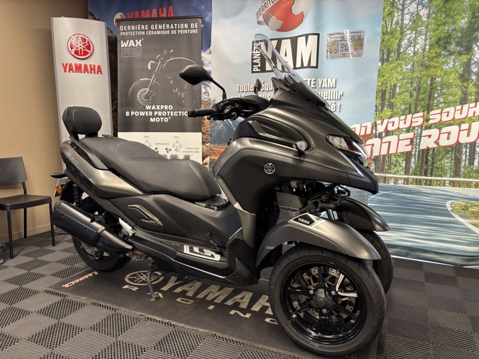 YAMAHA TRICITY 300 1