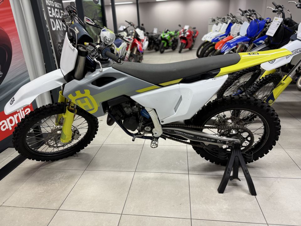 HUSQVARNA TC 125 9