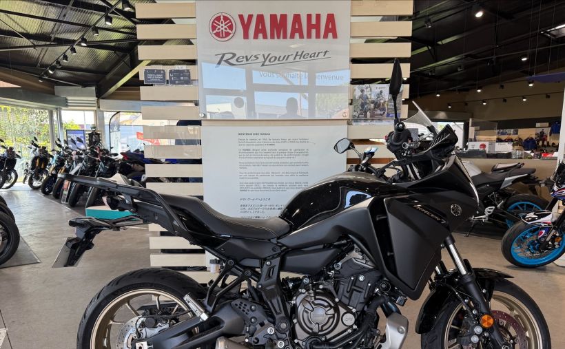 YAMAHA TRACER 7 1