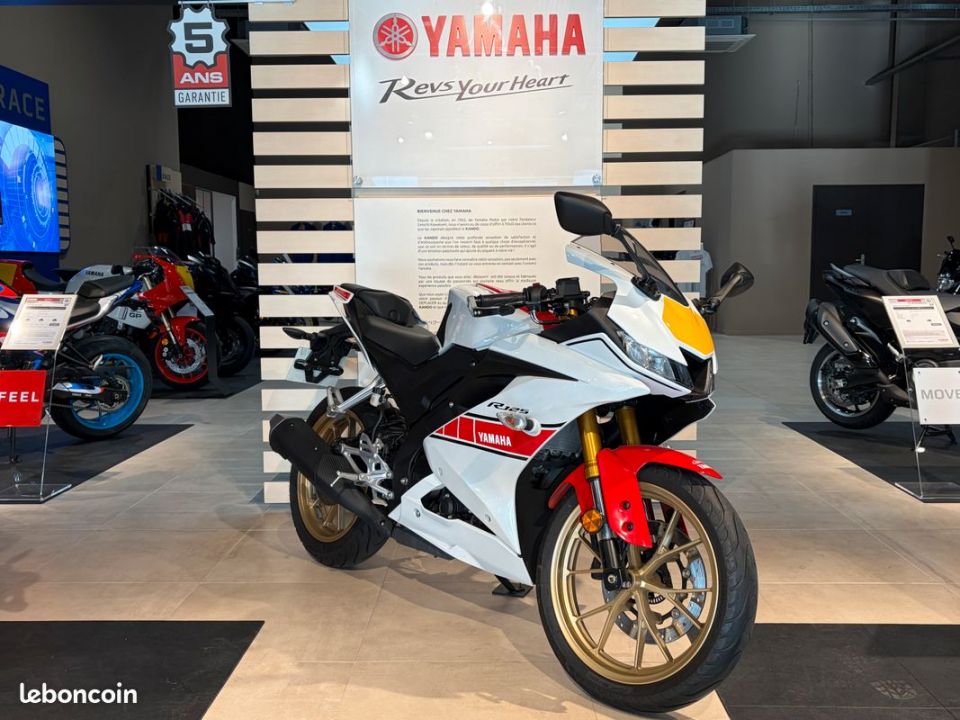 YAMAHA R125 World GP 60th Anniversary 0