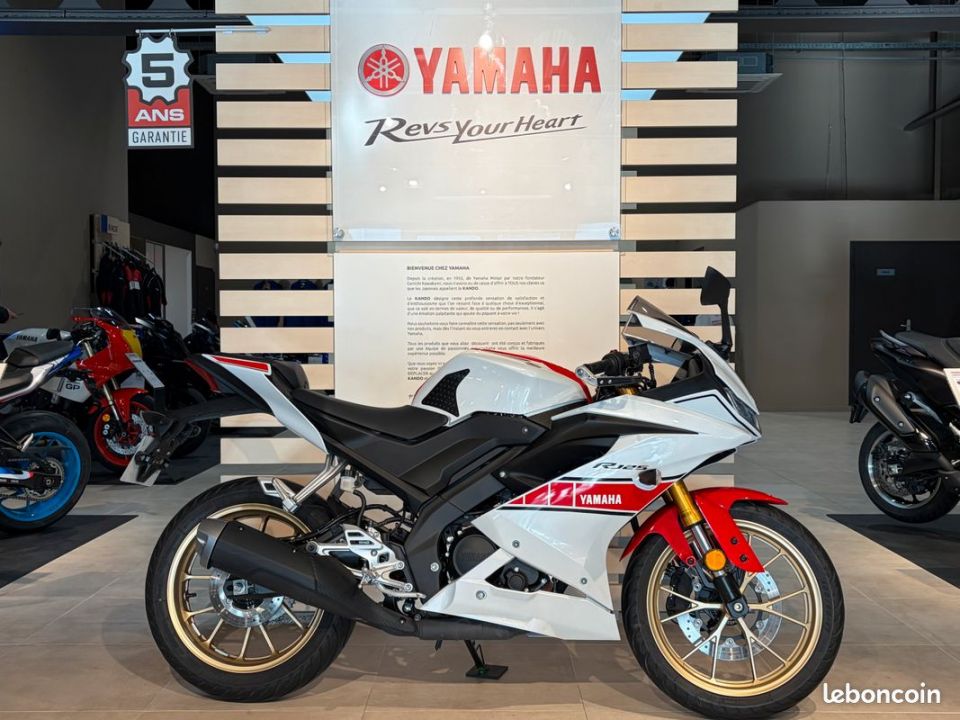YAMAHA R125 World GP 60th Anniversary 1